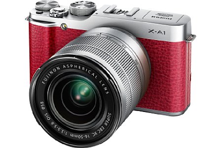 Fujifilm X-A1 mit Fujinon XC 16-50 mm [Foto: Fujifilm]