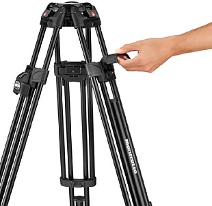 Manfrotto Fluid-Videokopf 504X mit Stativ 645 Fast Twin Alu (MVK504XTWINFA). [Foto: Manfrotto]