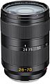 Das Leica Vario-Elmarit-SL 1:2,8 28-70 mm Asph. besitzt ein eloxiertes Aluminiumgehäuse und wiegt nur 572 Gramm bei einer Länge von 10,2 und einem Durchmesser von 7,2 Zentimeter. [Foto: Leica]