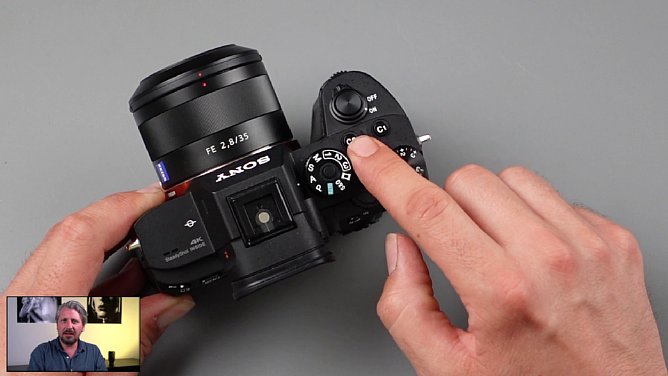 Sony Schulungsvideo mit Manuel Quarta - Die Kamera in der Übersicht. [Foto: MediaNord]