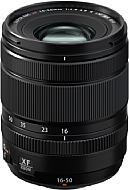 Mit 240 Gramm ist das Fujifilm XF 16-50 mm F2.8-4.8 R LM WR das bisher leichteste XF-Zoom. [Foto: Fujifilm]