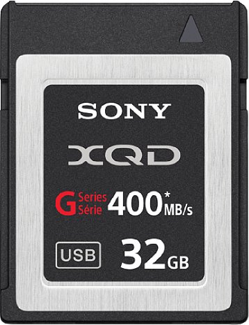 Bild XQD-Karten, hier ein Modell von Sony, sind schneller, größer und robuster, aber auch teurer als SD-Speicherkarten. [Foto: Sony]