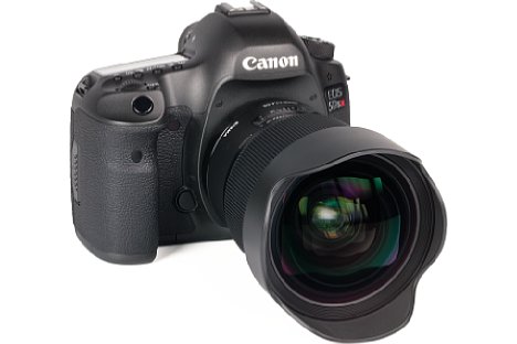 Bild An der Canon EOS 5DS R macht das Sigma 20 mm 1,4 DG HSM Art einen gut ausbalancierten Eindruck. [Foto: MediaNord]