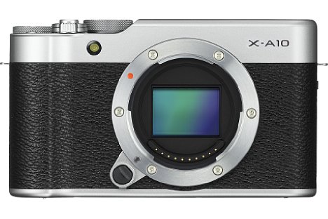 Bild Der große APS-C-Sensor der Fujifilm X-A10 löst 16 Megapixel auf. [Foto: Fujifilm]
