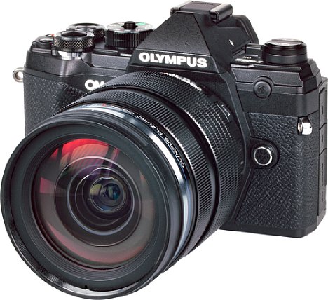 Bild Olympus OM-D E-M5 Mark III mit 12-40 mm 2.8 ED. [Foto: MediaNord]