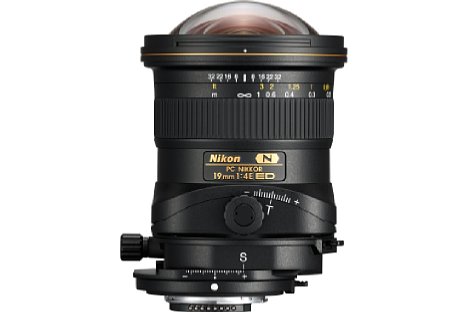 Bild Das Nikon PC 19 mm 1:4E ED kann um +/- 12 mm geshiftet werden. [Foto: Nikon]