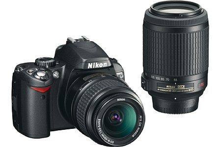 Nikon D60 mit AF-S DX NIKKOR 18-55mm 3.5-5.6G ED VR und AF-S DX VR 55-200mm 4-5.6G [Foto: Nikon Corp.]