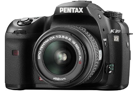 Pentax K20D + Pentax 18-55II [Foto: Pentax]