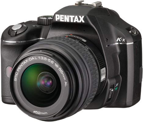 Bild Pentax K-x mit DA-L 18-55 [Foto: Pentax]