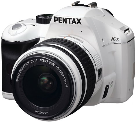 Bild Pentax K-x mit DA-L 18-55 [Foto: Pentax]