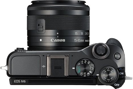 Bild Neben dem Programmwählrad bietet die Canon EOS M6 ein Belichtungskorrekturrad sowie zwei Steuerräder auf der Kameraoberseite. [Foto: Canon]
