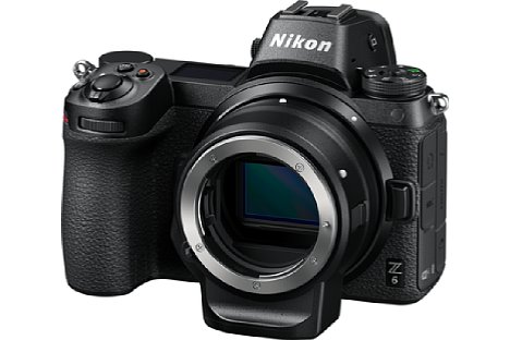 Bild Nikon Z 6 mit FTZ Adapter. [Foto: Nikon]