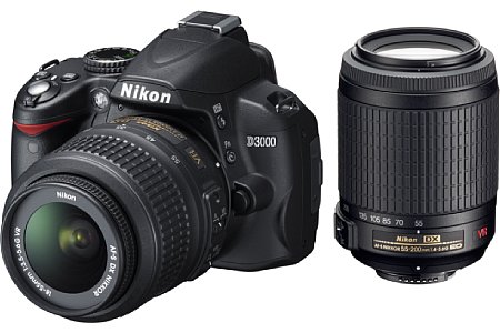 Nikon D3000 mit 18-55VR und 55-200mm VR [Foto: Nikon]