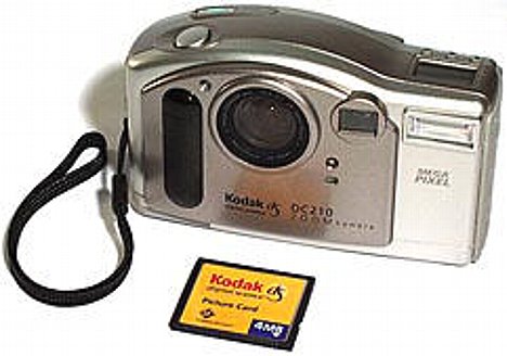 Bild Kodak DC 210 mit Speicherkarte [Foto: MediaNord] [Foto: Foto: MediaNord]