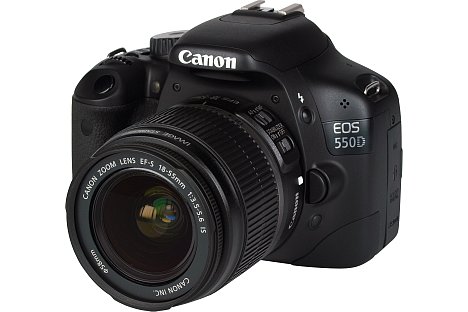 Bild Canon EOS 550D mit EF-S 18-55 mm 3.5-5.6 IS [Foto: MediaNord]