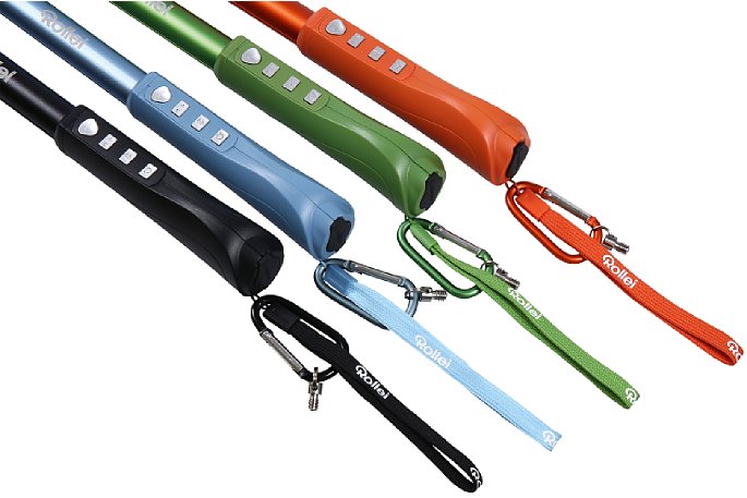 Bild Der Rollei Selfie Stick ist in vier Farben erhältlich. Mit dabei: Farbliche passende Karabiner-Haken und Handschlaufen. [Foto: Rollei]