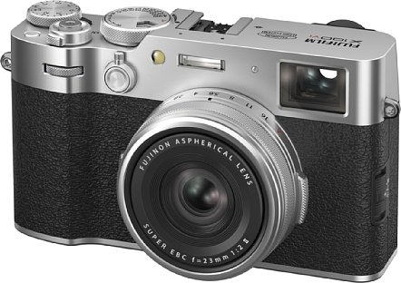 Bild Die Fujifilm X100VI mutet wir eine klassische Kompaktkamera an und könnte so auch eine Leica sein. [Foto: Fujifilm]