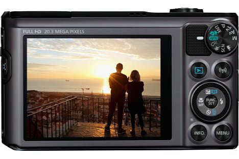 Bild Auf der Rückseite bietet die Canon PowerShot SX720 HS einen fest verbauten 7,5cm-Bildschirm mit 922.000 Bildpunkten Auflösung. [Foto: Canon]