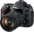 Nikon D7000 DX 16-85 VR Kit (mit AF-S DX Nikkor 16-85 mm VR) [Foto: Nikon]