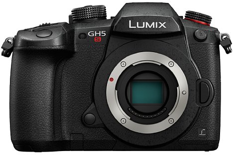 Bild Die Panasonic Lumix DC-GH5S ist speziell auf Videoaufnahmen hin optimiert. [Foto: Panasonic]