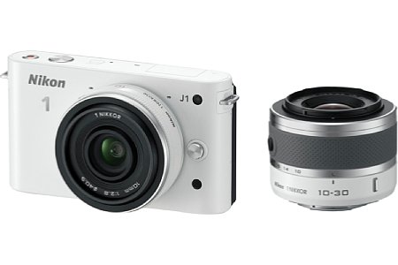 Nikon 1 J1 mit VR 10-30 mm und 10 mm [Foto: Nikon]
