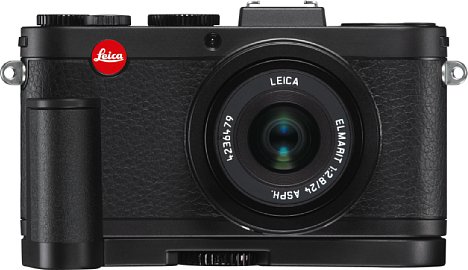 Bild Leica X2 mit Handgriff [Foto: Leica]