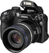Digitalkamera Fujifilm FinePix S5000 [Foto: Fujifilm Europe]