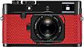 Die rot genoppte Gummierung der Leica M-P (Typ 240) 'grip' by Rolf Sachs kommt normalerweise als Belag bei Tischtennisschlägern zum Einsatz. [Foto: Leica]