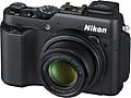 Die Nikon Coolpix P7800 besitzt wie schon das Vorgängermodell P7700 ein optisches 7,1-fach-Zoom von 28-200 mm (KB) bei einer Lichtstärke von F2 (WW) bis F4 (Tele). [Foto: Nikon]