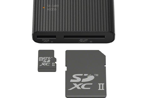 Bild Auf einer der Stirnseiten des MRW-S3 ist der Kartenleser für SD und MircroSD Speicher untergebracht. [Foto: Sony]