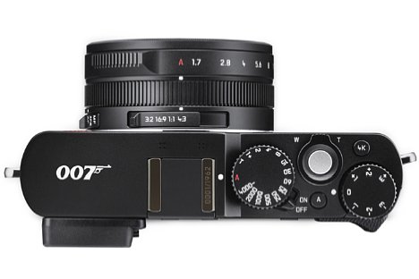 Bild Auf der Oberseite der Leica D-Lux7 007 Edition prangt das bekannte 007-Logo. [Foto: Leica]