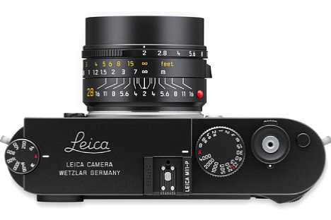 Bild Statt rotem Punkt gibt es auf der Oberseite der Leica M11-P eine unauffälligere Gravur. [Foto: Leica]