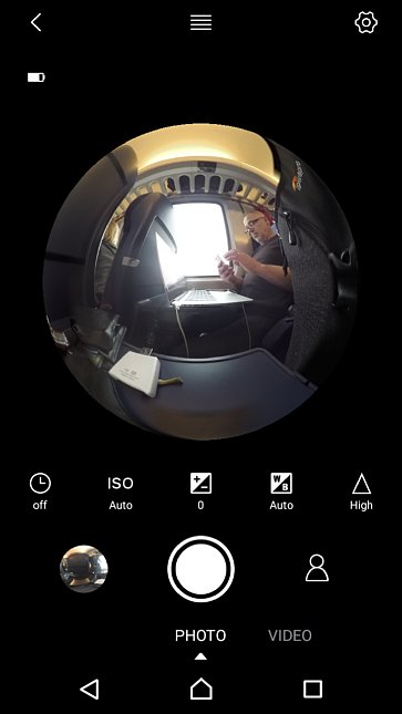 Bild Screenshot der Smartphone-App (Android-Version), mit der die Yi 360 VR Kamera bedient wird. [Foto: Rainer Claaßen]