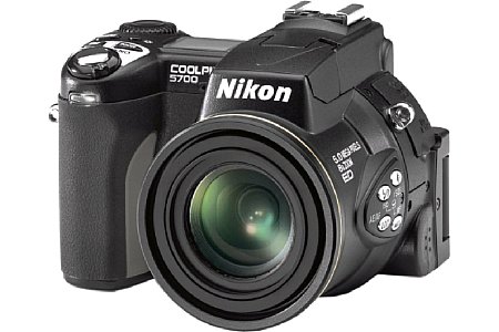 Digitalkamera Nikon Coolpix 5700 [Foto: Nikon]