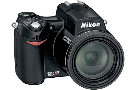 Digitalkamera Nikon Coolpix 8800 [Foto: Nikon Deutschland]