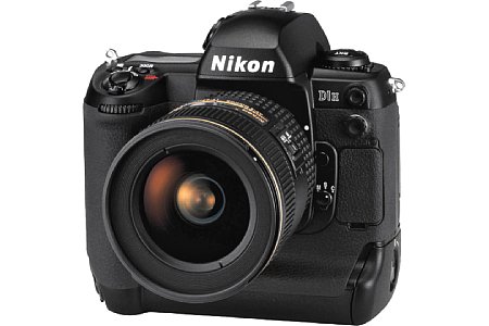 Digitalkamera Nikon D1H [Foto: Nikon]