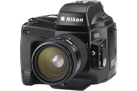Digitalkamera Nikon E3 [Foto: Nikon]