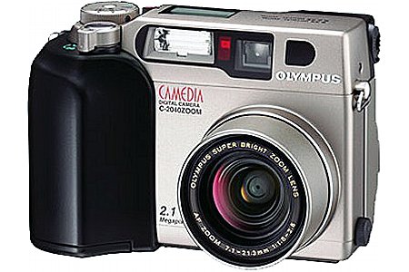 Digitalkamera Olympus C-2040 Zoom [Foto: Olympus]