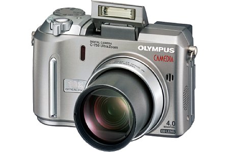 Digitalkamera Olympus C-750 Ultra Zoom [Foto: Olympus Europe]
