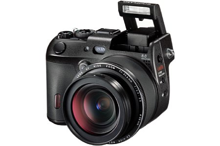 Digitalkamera Olympus C-8080 Wide Zoom [Foto: Olympus Europa]