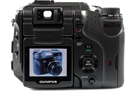 Digitalkamera Olympus C-7070 Wide Zoom [Foto: MediaNord]