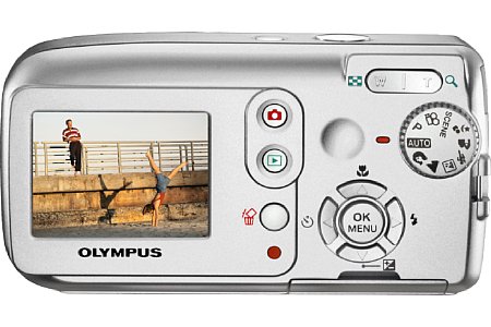 Digitalkamera Olympus FE-120 [Foto: Olympus Europa]
