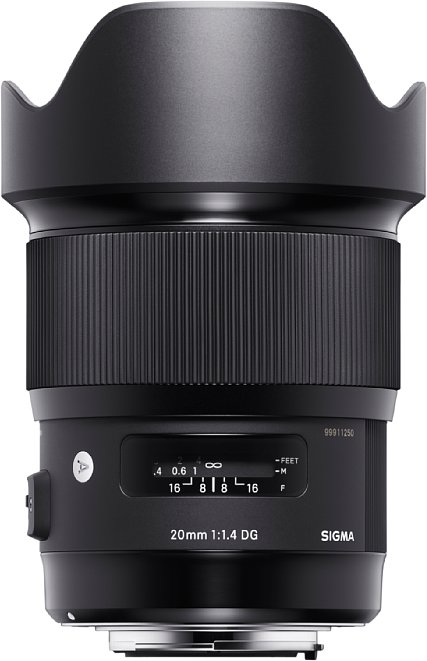 Bild Das Sigma 20 mm 1,4 DG HSM Art soll im November 2015 für knapp 1.050 Euro auf den Markt kommen. Das Vollformat-DSLR-Objektiv ist mit den Anschlüssen Canon EF, Nikon F und Sigma AF erhältlich. [Foto: Sigma]
