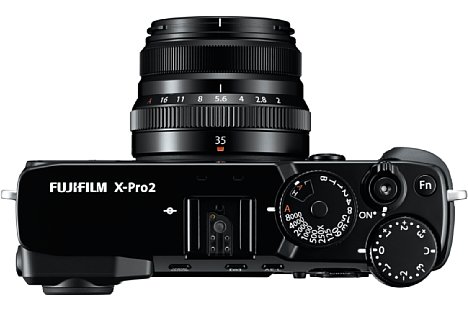 Bild Im Belichtungszeitenrad der Fujifilm X-Pro2 ist nun auch ein ISO-Empfindlichkeitsrad untergebracht. Die Kombination ist pfiffig sowie fummelig zu bedienen gleichzeitig. [Foto: Fujifilm]