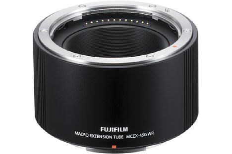 Bild Mit dem 45 mm Zwischenring Fujifilm MCEX-45G lässt sich der Abbildungsmaßstab des 120mm-Makroobjektivs von 1:2 auf 1:1 verbessern. [Foto: Fujifilm]