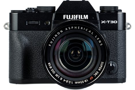 Bild Auch wenn wir das Fujifilm XF 18-55 mm F2.8-4 R LM OIS stets als gutes Setobjektiv empfehlen, bekleckerte sich unser Exemplar an der X-T30 II nicht gerade mit Ruhm. [Foto: MediaNord]