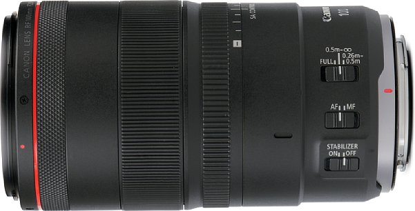 Bild Das Canon RF 100 mm F2.8 L Macro IS USM bietet nicht nur drei Einstellringe (Funktion, Fokus und SA Control), sondern auch drei Schalter: Einer für die Steuerung des Fokusbegrenzers, einen AF-MF-Schalter und einen für den optischen Bildstabilisator. [Foto: MediaNord]