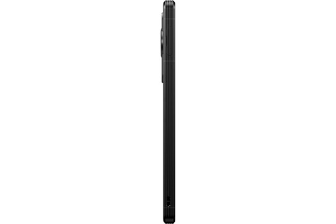 Bild Das Sony Xperia Pro-I ist 166 mm hoch, 72 mm breit und 8,9 mm flach. [Foto: Sony]