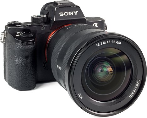 Bild An der Alpha 7R II liefert das Sony FE 16-35 mm 2.8 GM eine sehr gute, wenn auch nicht makellose Bildqualität ab. Die Auflösung ist hoch, am Bildrand aber nur abgeblendet und die starke, teilweise wellenförmige Verzeichnung ist auch nicht zu übersehen. [Foto: MediaNord]