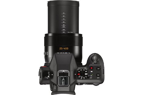 Bild Die Leica V-Lux (Typ 114) besitzt ein optisches 16-fach-Zoom von umgerechnet 15 bis 400 Millimeter. [Foto: Leica]